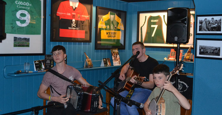 HighTide LIVE on stage at Paul Geaney's Batr Restaurant Dingle Wild Atlantic Way.