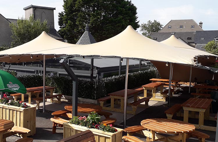 Paul Geaney's Bar & Restaurant Outdoor Seating Area
